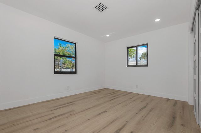 4721 Bayview Drive, Fort Lauderdale, FL 33308