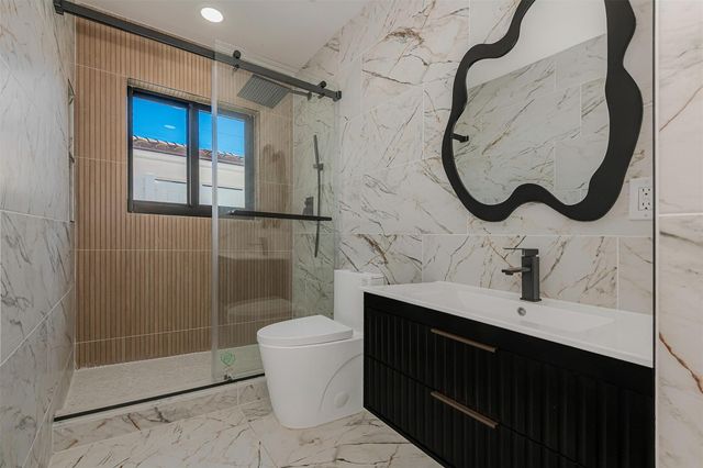 4721 Bayview Drive, Fort Lauderdale, FL 33308