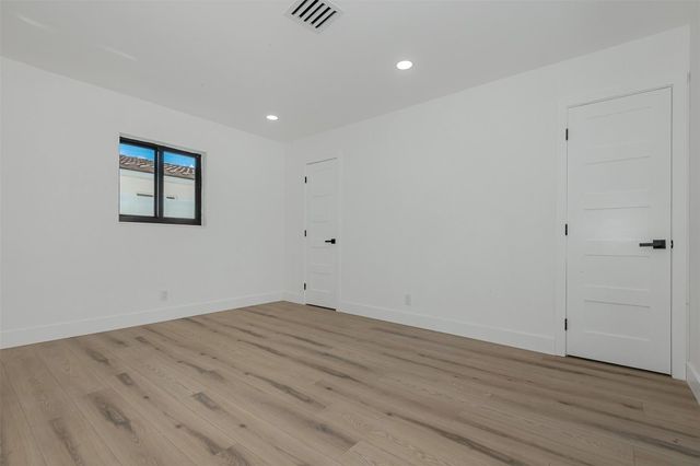 4721 Bayview Drive, Fort Lauderdale, FL 33308