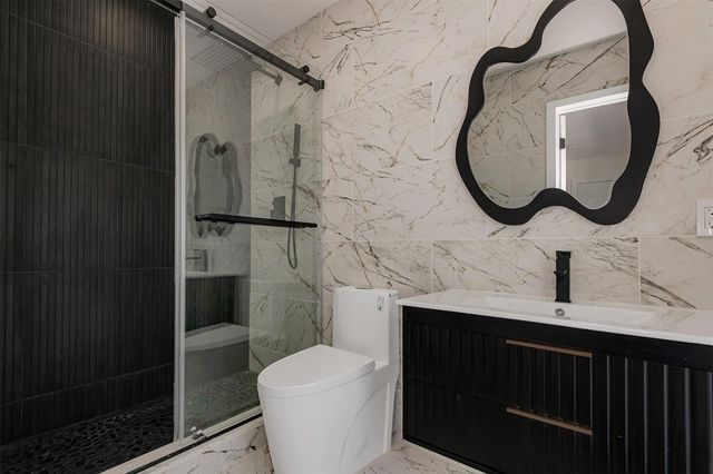 4721 Bayview Drive, Fort Lauderdale, FL 33308