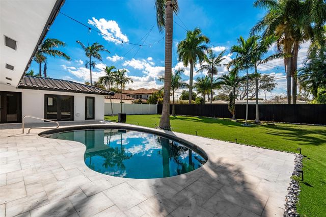 4721 Bayview Drive, Fort Lauderdale, FL 33308