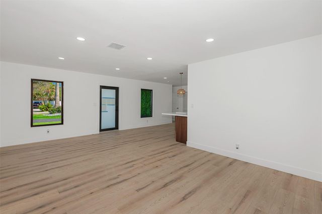 4721 Bayview Drive, Fort Lauderdale, FL 33308