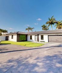 4721 Bayview Drive, Fort Lauderdale, FL 33308