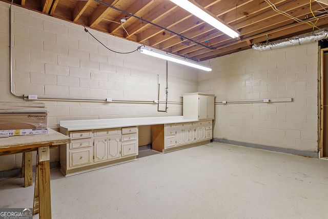 649 Laura Drive, Griffin, GA 30224