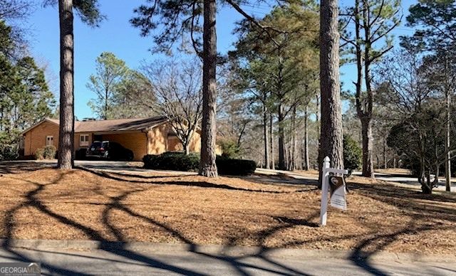 649 Laura Drive, Griffin, GA 30224