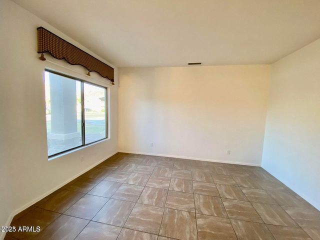 6783 W YEARLING Road, Peoria, AZ 85383