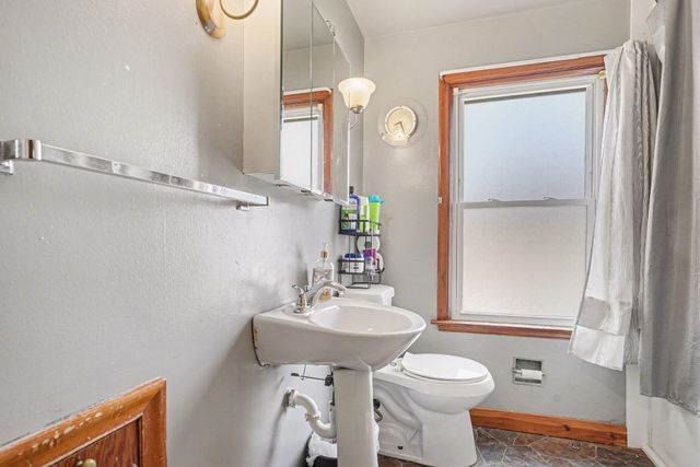 1356 Evanston Avenue, Muskegon, MI 49442