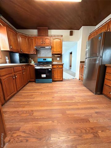 2978 Evaline Street, Hamtramck, MI 48212