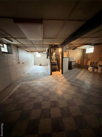 2978 Evaline Street, Hamtramck, MI 48212