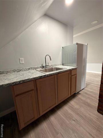 2978 Evaline Street, Hamtramck, MI 48212