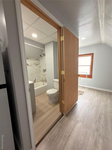 2978 Evaline Street, Hamtramck, MI 48212