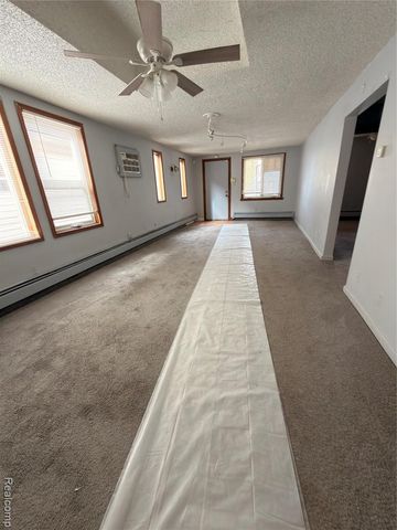 2978 Evaline Street, Hamtramck, MI 48212