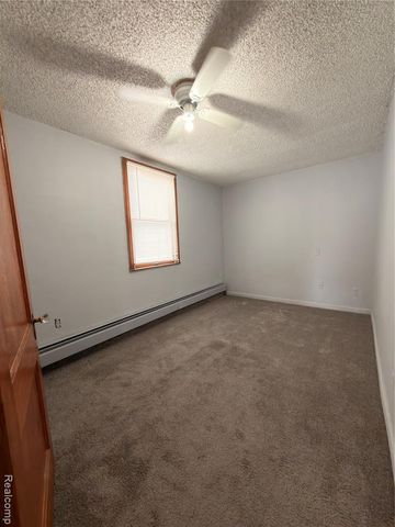 2978 Evaline Street, Hamtramck, MI 48212