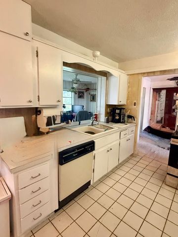 8419 NW 59th Street, Tamarac, FL 33321