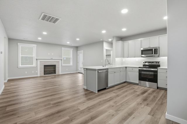 414 N Viewmont Ct, Greenacres, WA 99016