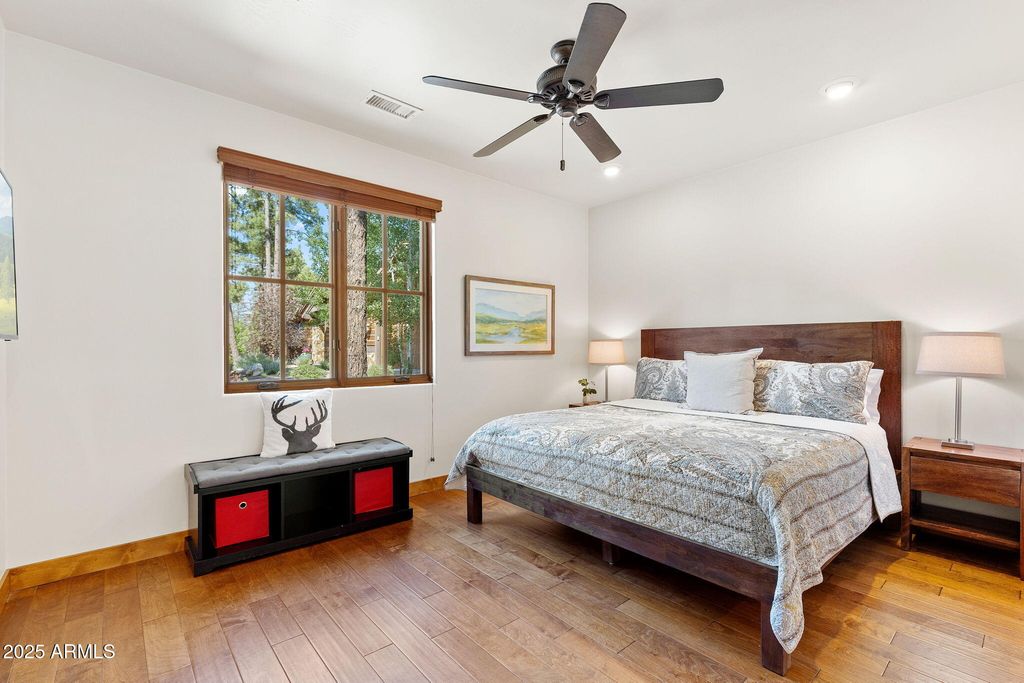 Image 29 of property listing at 2645 E TELLURIDE Drive, Flagstaff, AZ 86005