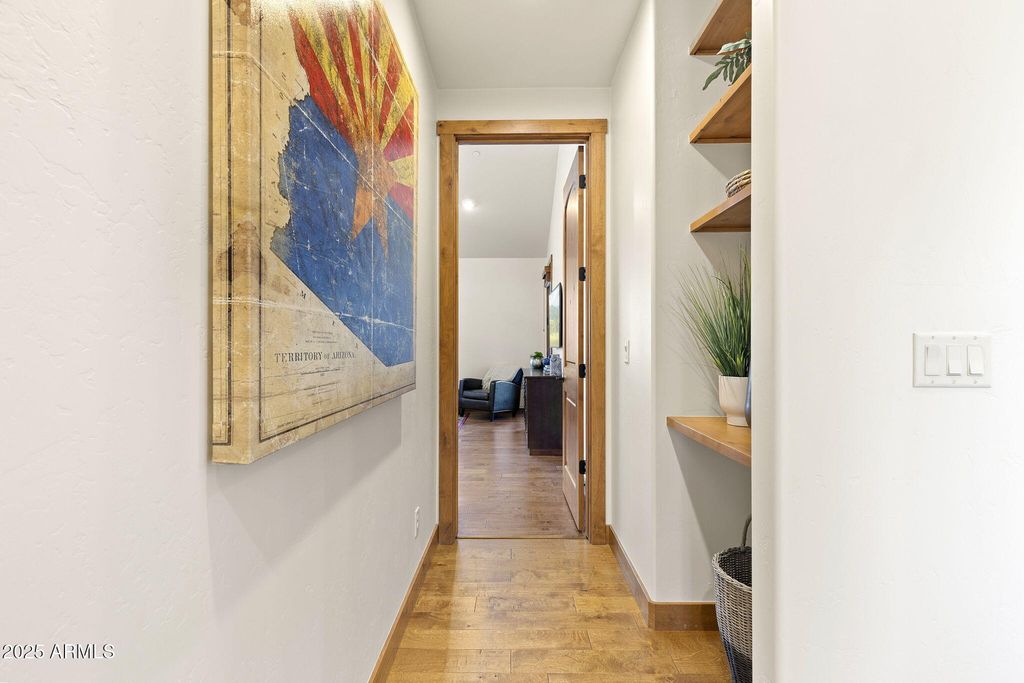 Image 37 of property listing at 2645 E TELLURIDE Drive, Flagstaff, AZ 86005