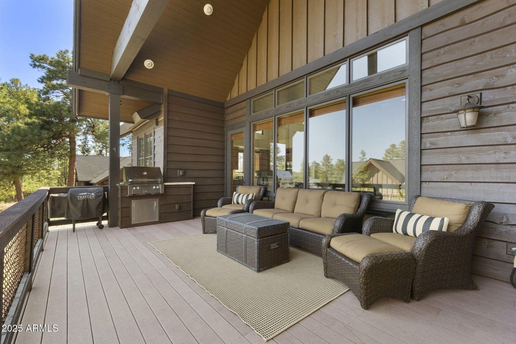 Image 42 of property listing at 2645 E TELLURIDE Drive, Flagstaff, AZ 86005