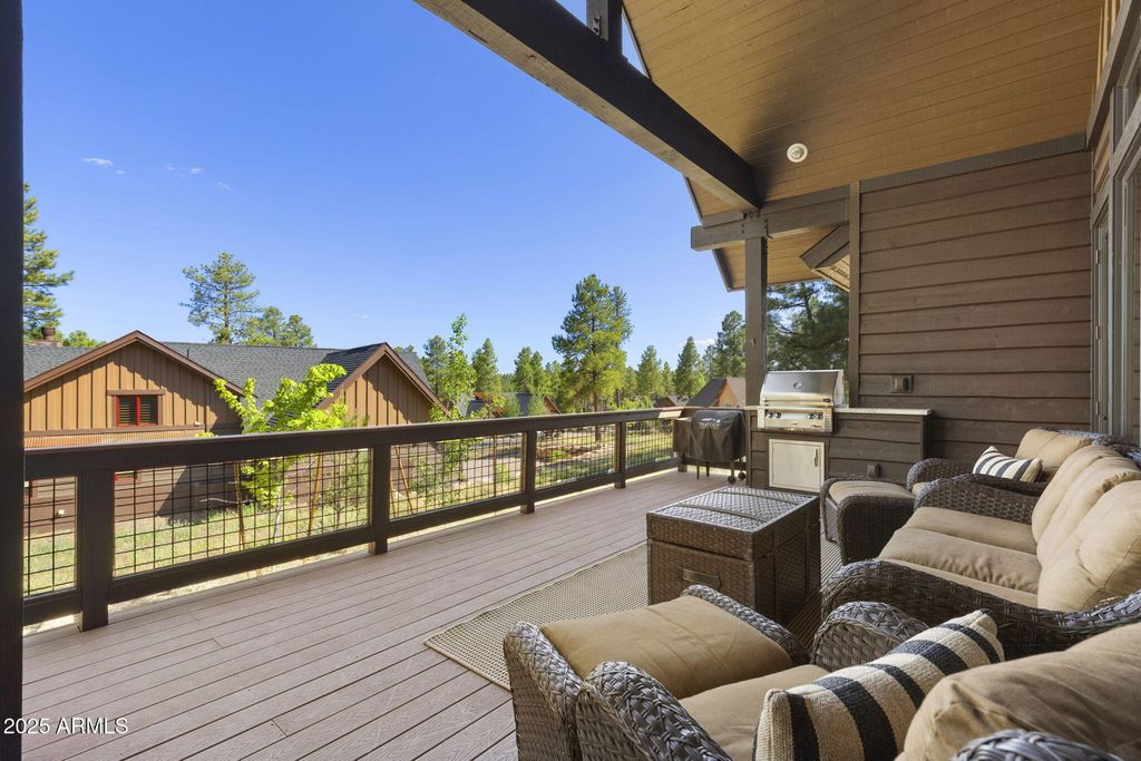 Image 43 of property listing at 2645 E TELLURIDE Drive, Flagstaff, AZ 86005
