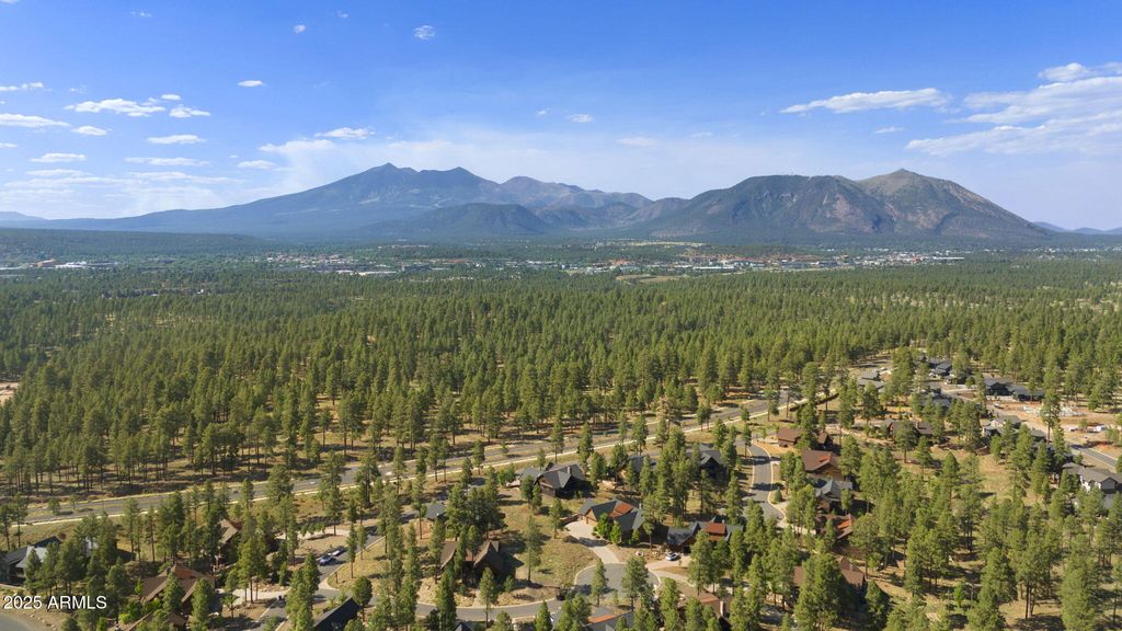 Image 51 of property listing at 2645 E TELLURIDE Drive, Flagstaff, AZ 86005