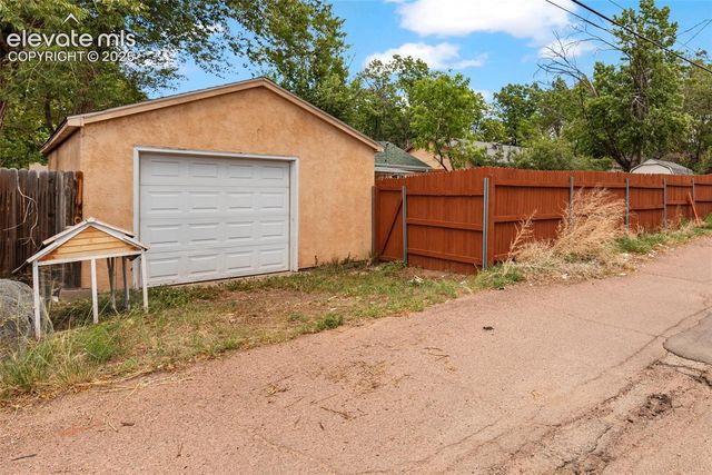 2415 N Meade Avenue, Colorado Springs, CO 80907