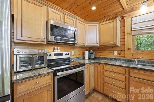 25 Theresa Terrace Road, Nebo, NC 28761
