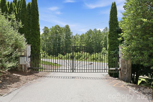 25 Theresa Terrace Road, Nebo, NC 28761