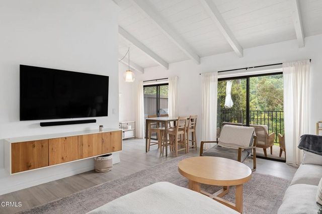 1031 Miramonte Drive 2, Santa Barbara, CA 93109