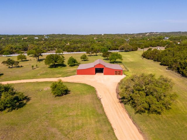 1120 Canyon View RD, Dripping Springs, TX 78620