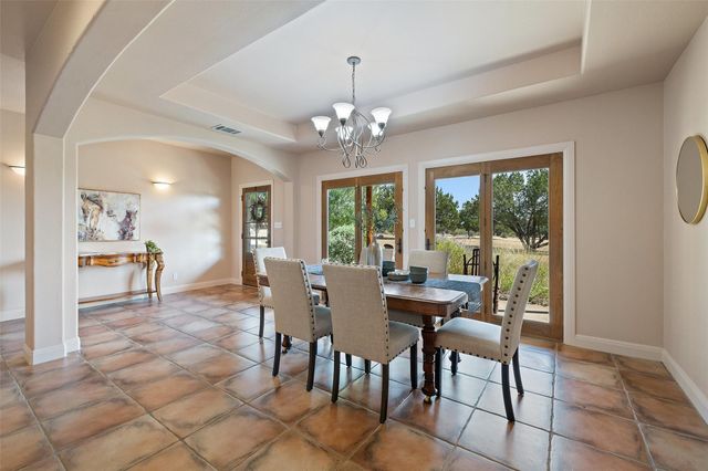 1120 Canyon View RD, Dripping Springs, TX 78620