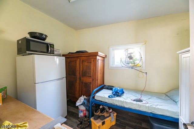 411 Sheridan Pl, Fairview Boro, NJ 07022