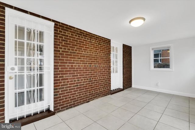 1002 CHILLUM RD, Hyattsville, MD 20782