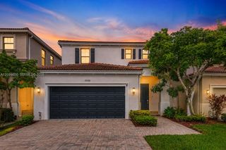 19308 NE 8th Ct, Miami, FL 33179