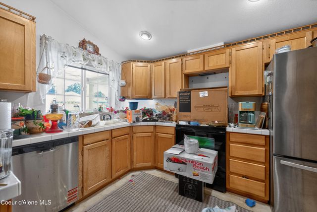 1816 Bounty Loop, Hayden, ID 83835