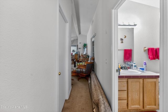 1816 Bounty Loop, Hayden, ID 83835