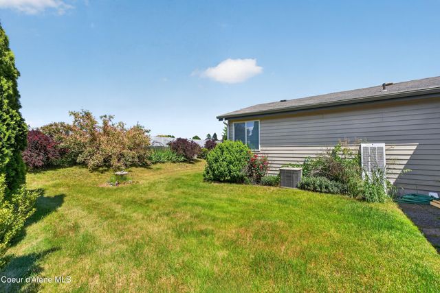 1816 Bounty Loop, Hayden, ID 83835