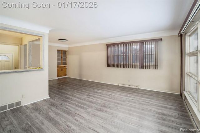 4477 Briar Lane, Burton, MI 48509