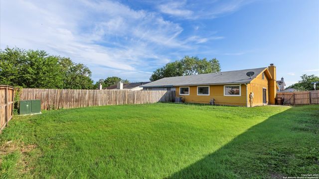 8442 Forest Ridge, San Antonio, TX 78239