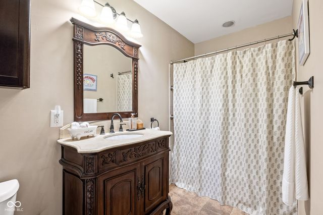 10150 N Balfer Drive E, Fortville, IN 46040