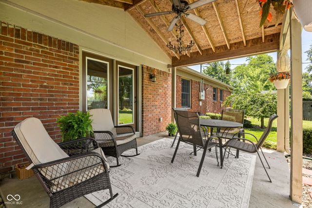 10150 N Balfer Drive E, Fortville, IN 46040