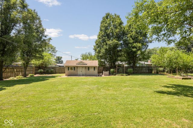 10150 N Balfer Drive E, Fortville, IN 46040