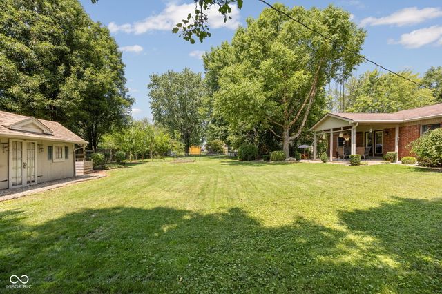10150 N Balfer Drive E, Fortville, IN 46040