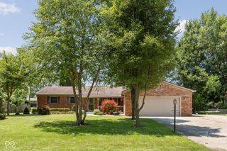 10150 N Balfer Drive E, Fortville, IN 46040