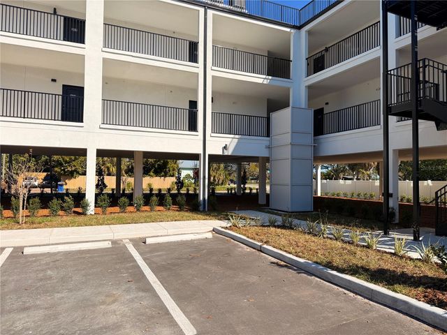 3601 6TH STREET S, St Petersburg, FL 33705