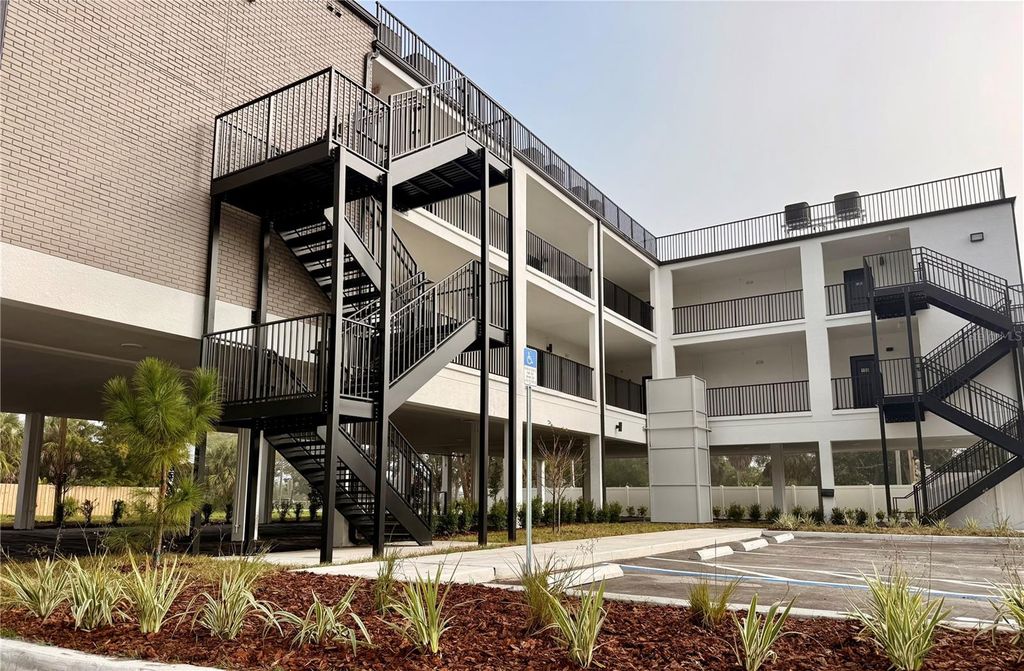 3601 6TH STREET S, St Petersburg, FL 33705