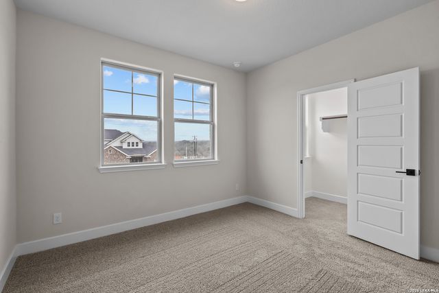 222 Kari Drive, Castroville, TX 78009