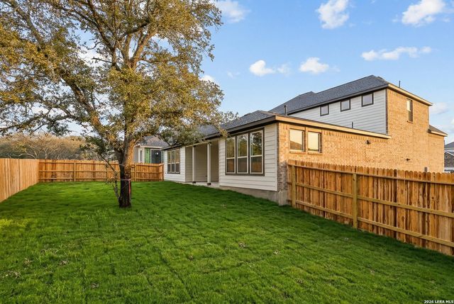 222 Kari Drive, Castroville, TX 78009