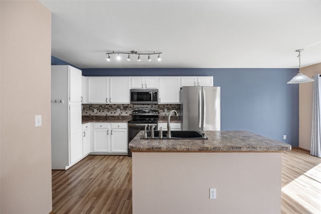 5810 Bethpage Circle, Cedar Rapids, IA 52404