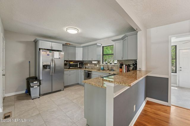 5112 OAKSIDE Drive, Jacksonville, FL 32244