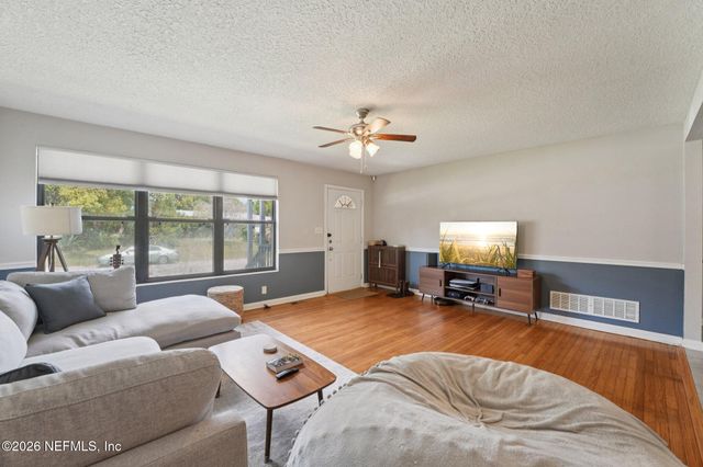 5112 OAKSIDE Drive, Jacksonville, FL 32244